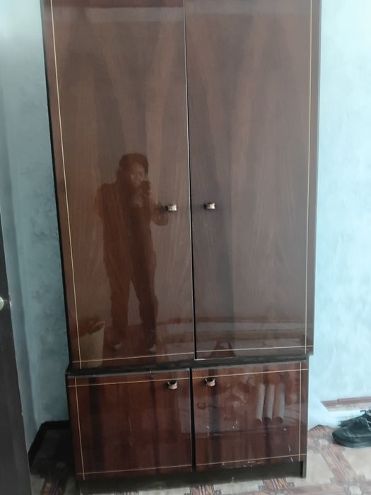 Продам тумбы шкаф и т.п.