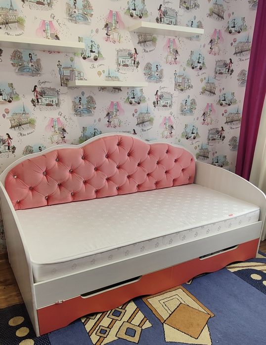 Кровать подростковая