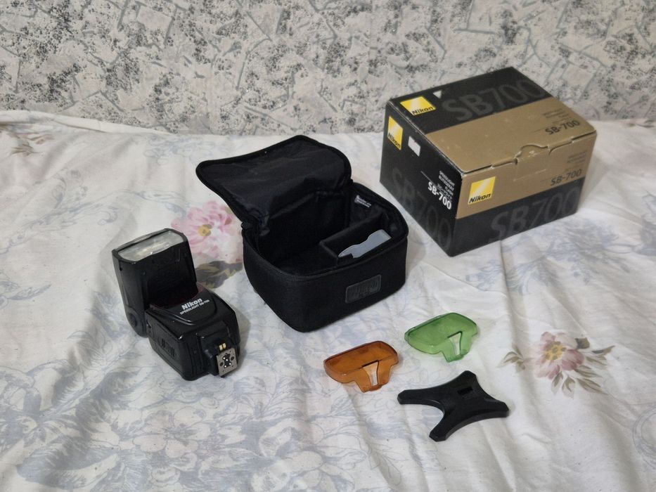 Вспышка Nikon speedlight SB700 профессиональная