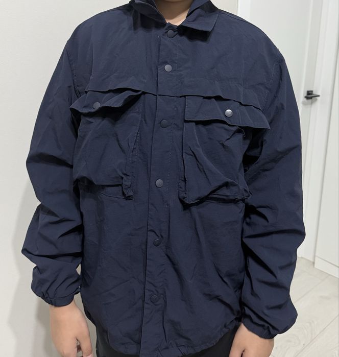 Продам ветровку Zara