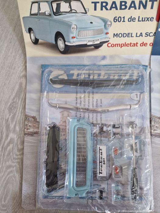 Machetă auto Trabant 601 Deluxe la scara 1:8 Hachette