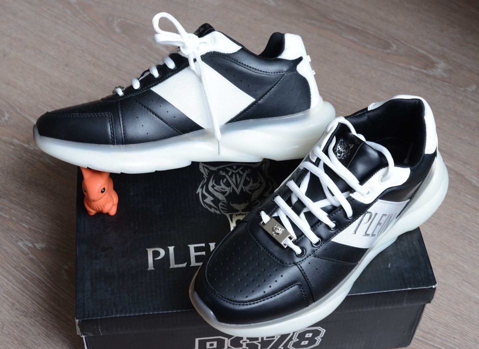 Plein Sport 43 р. оригинальная обувь