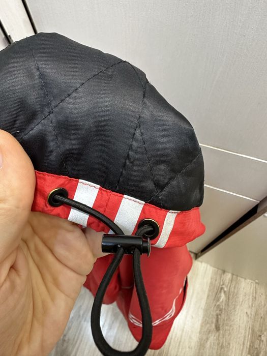 Продам ветровку НОВУЮ