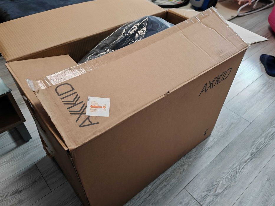 Axkid Столче за кола Spinkid