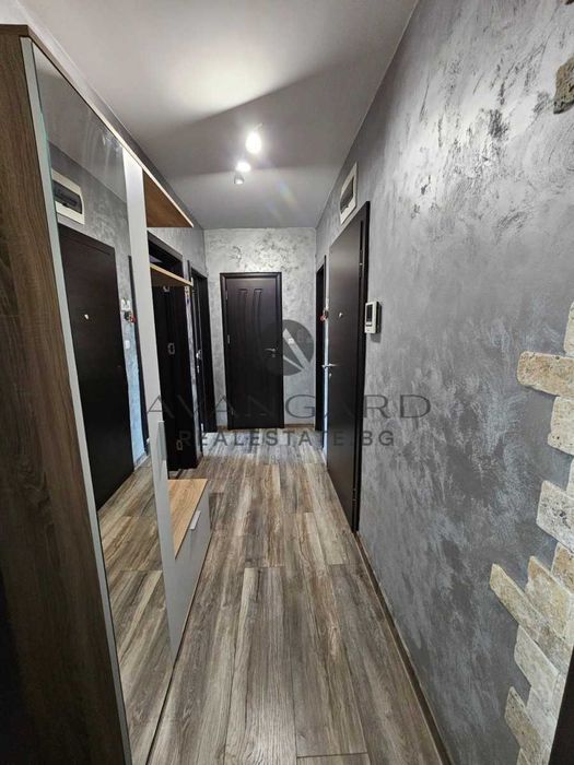 Продава се Тристаен апартамент в Пловдив, Кючук Париж - 94 кв.м за 1766 €/кв.м - Снимка #16