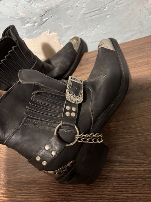 Байкерские ботинки