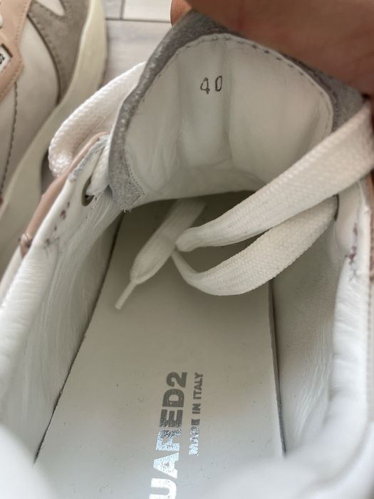 Sneakers Disquared2