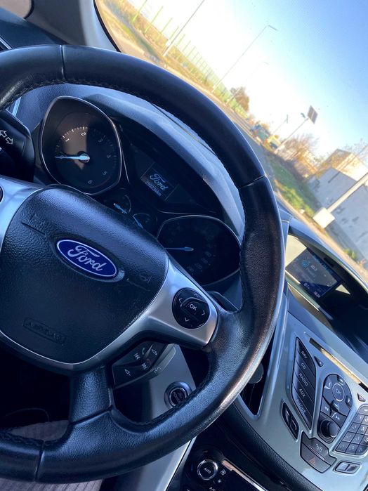 Vând ford c max facelift