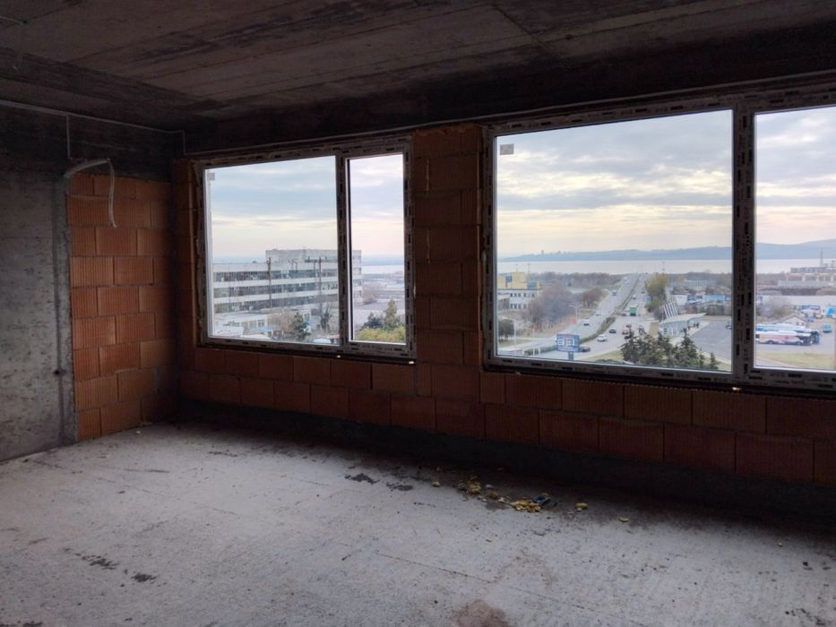 Продава се Тристаен апартамент в Бургас, Славейков - 103 кв.м за 1282 €/кв.м - Снимка #5