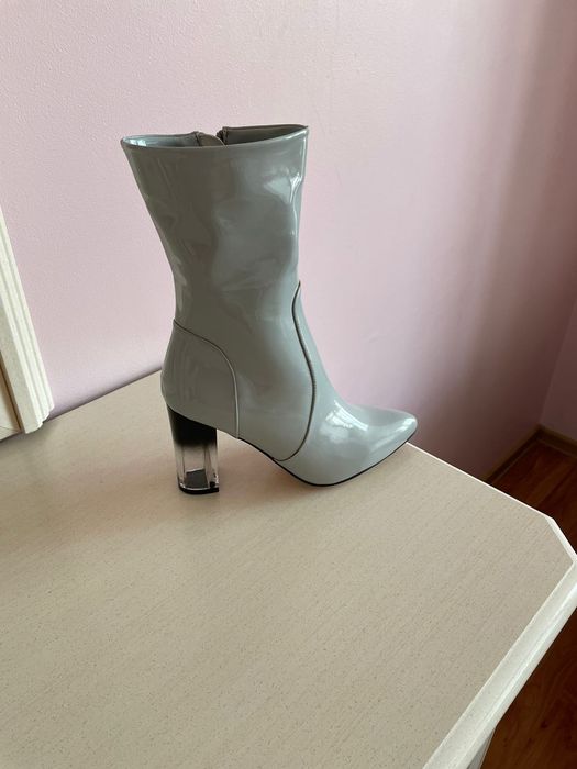 Сапоги демисезонные.