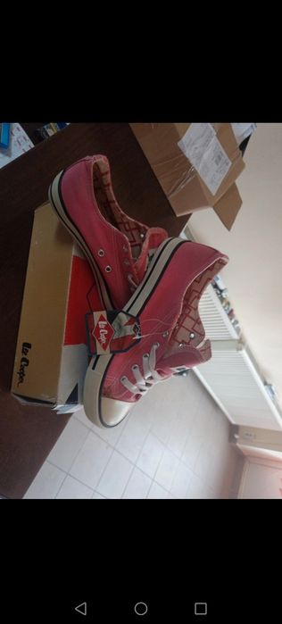 Tenisi Lee Cooper, Roz