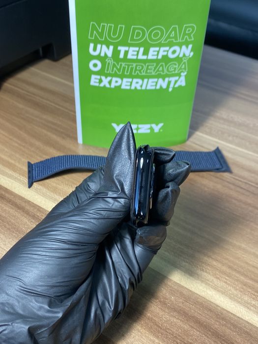 Apple Watch 10 / 46 mm / GPS / Black