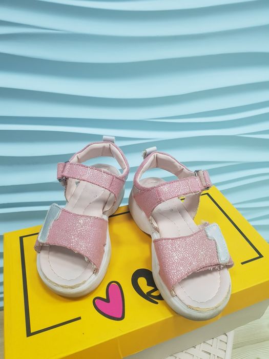 Обувь для девочек 27-28-30