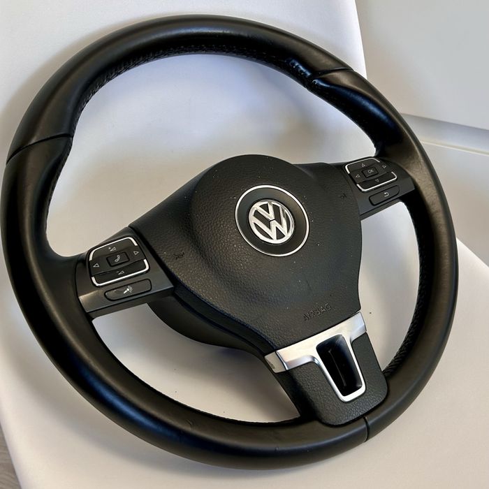 Volan piele VW Passat CC B6 B7 Golf Caddy Touran Tiguan T5 T6