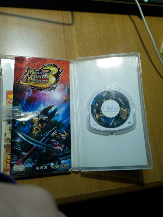 Продам psp street (e1004)