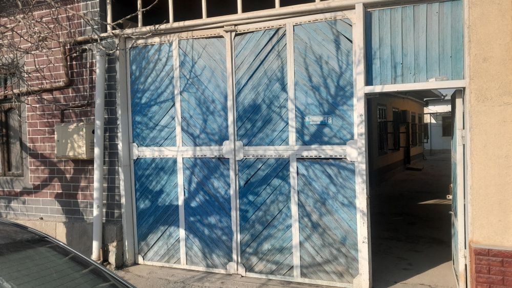 Hovli sotish makler xizmati yo'qq