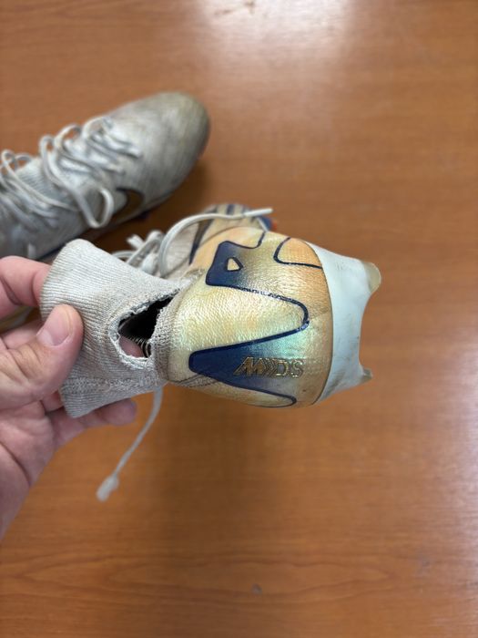 Ghete fotbal Nike mercurial