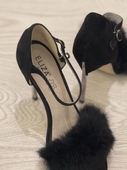 Сандали  с ествствн пух