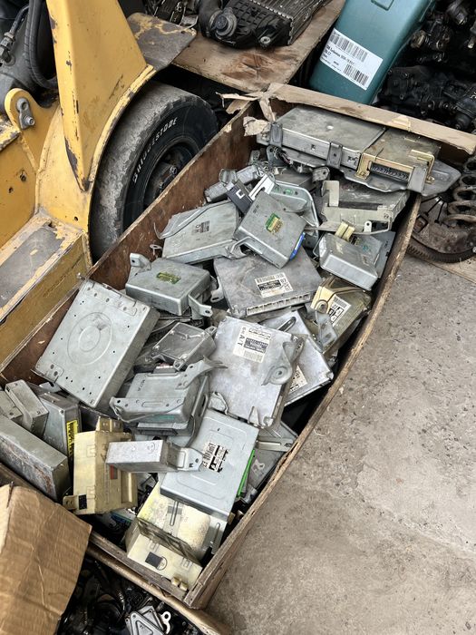 Продам оптом запчасти