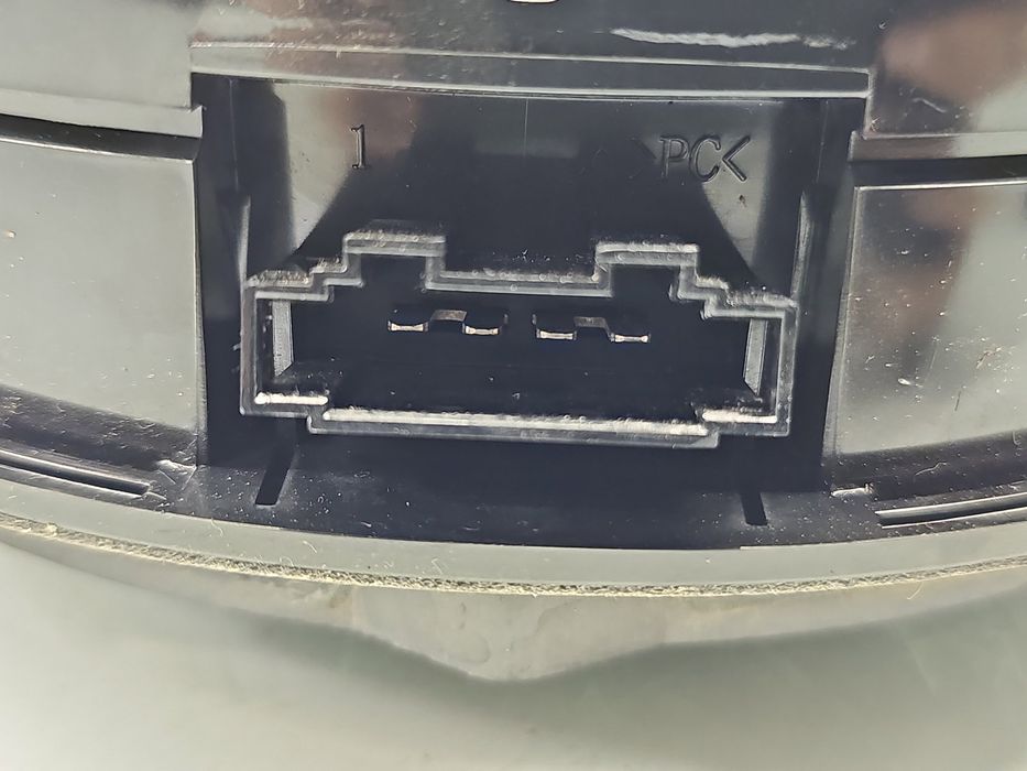Boxa stanga fata Volkswagen Touareg (7LA, 7L6) [Fabr 2003-2010] 7E0035