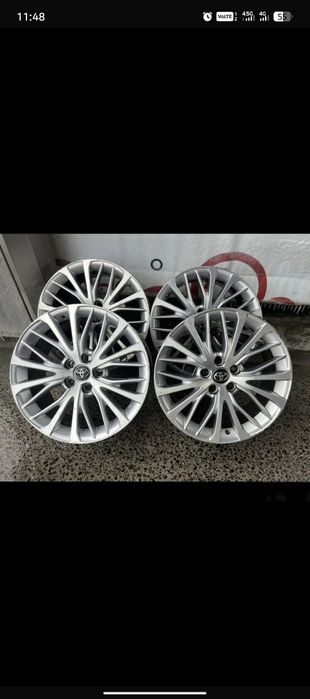 Диски Тойота камри комплект