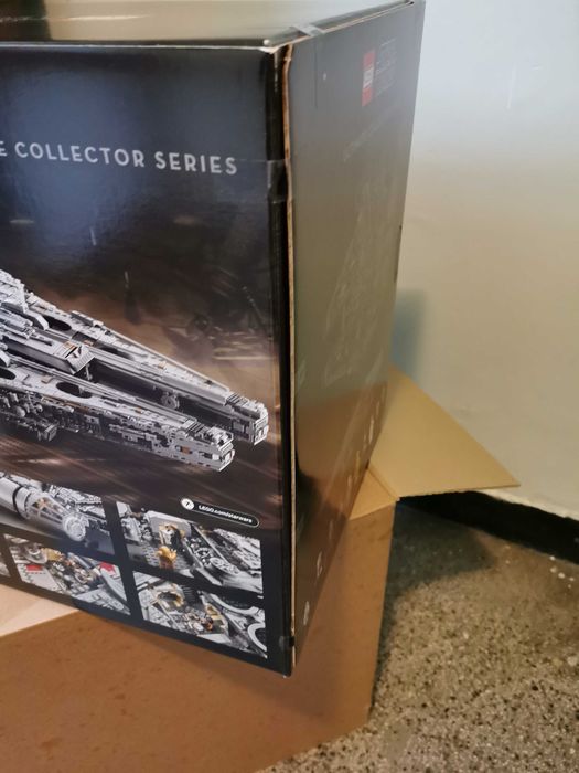 НОВО LEGO Star Wars 75192 Millennium Falcon Лего Хилядолетния сокол