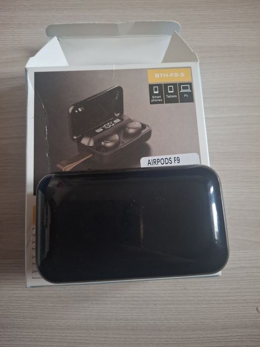 Беспроводные наушники