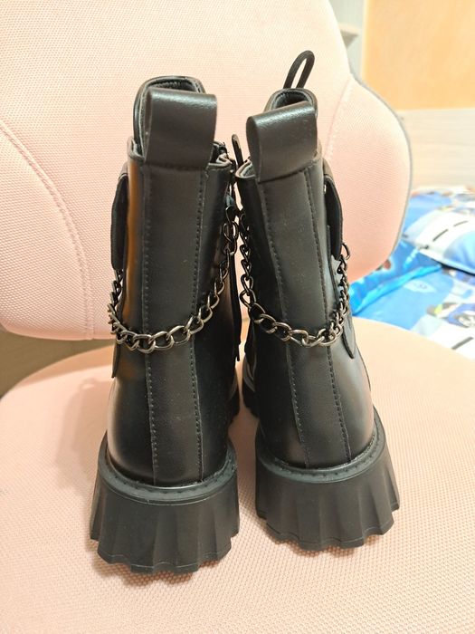 Боти / кубинки с лека вата