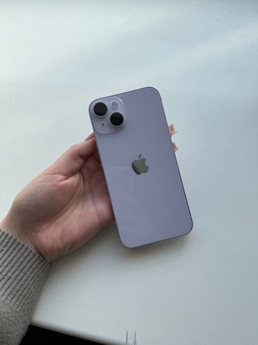 Продам айфон 14.