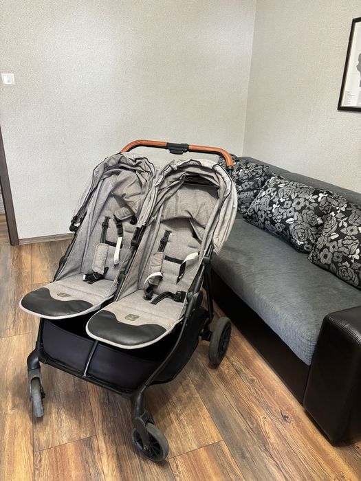 CHIPOLINO Комбинирана количка за близнаци TOP STARS ГРАФИТ