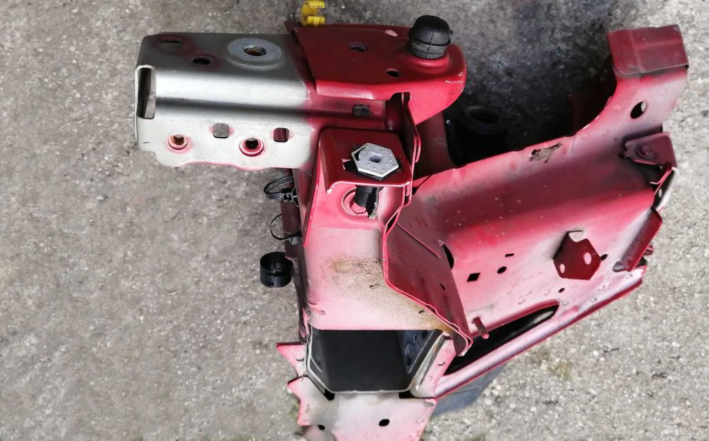 suporti traversa superioara Opel Astra J 100 lei