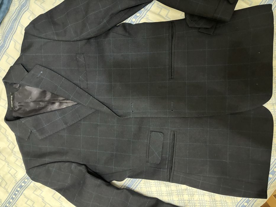 Продам классический костюм