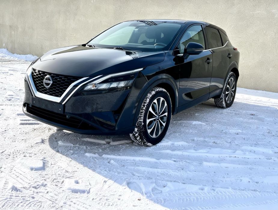 Nissan Qashqai Hibrid automat 21753 km usor avariat