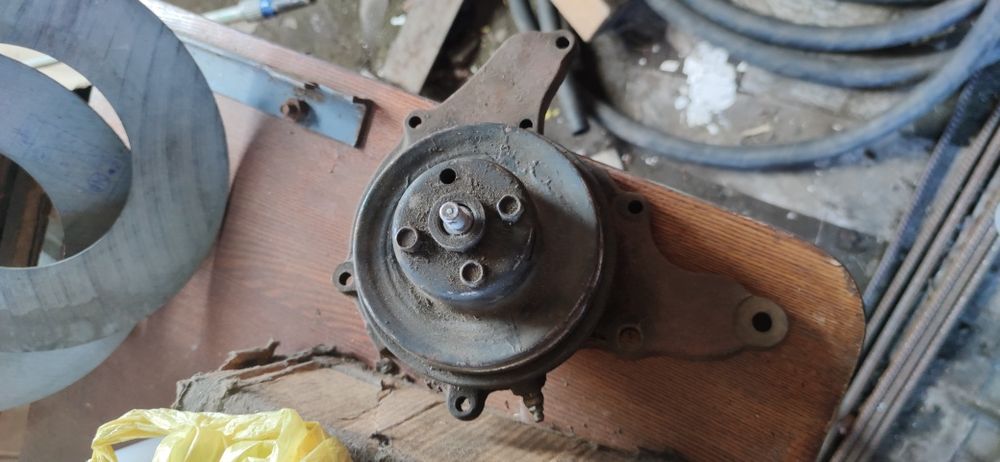 Запчасти газ 53  ,УАЗ ,дверь крыло