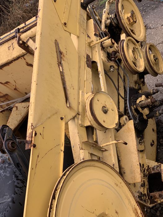 Vand combina New Holland TX34 , si dezmembrez una identica