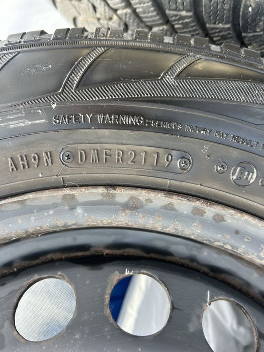 Гуми и джанти от  VW GOLF