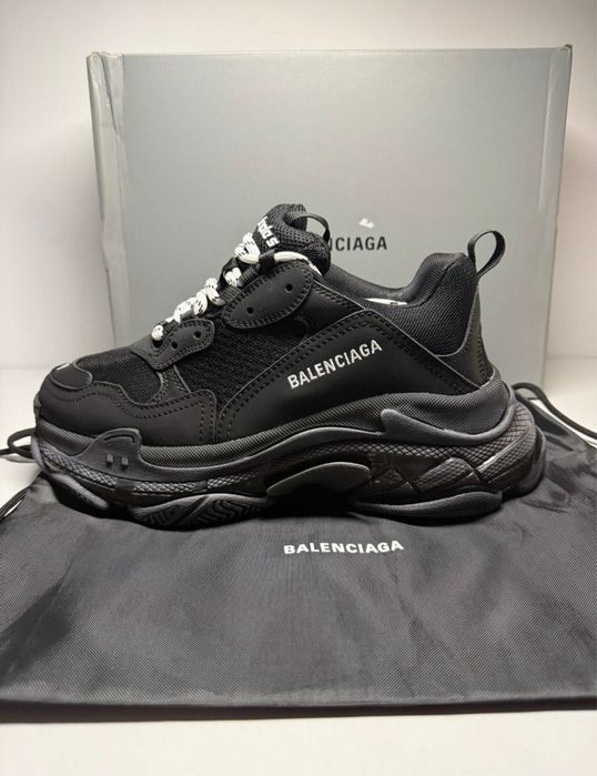 Balenciaga Triple S - Cu factura