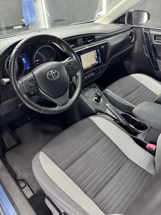 Toyota Auris Toyota Auris 1.8 hybrid/ 2016/ unic proprietar/ stare perfectă
