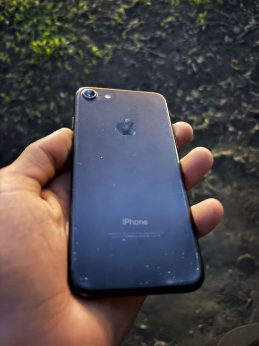 Продам iPhone 7 или обменяю