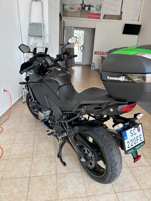 Мотоциклет Kawasaki Versys 1000