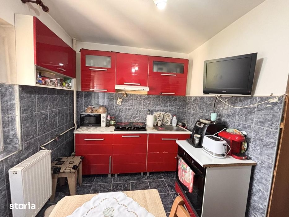Apartament 3 camere tip PB bloc reabilitat