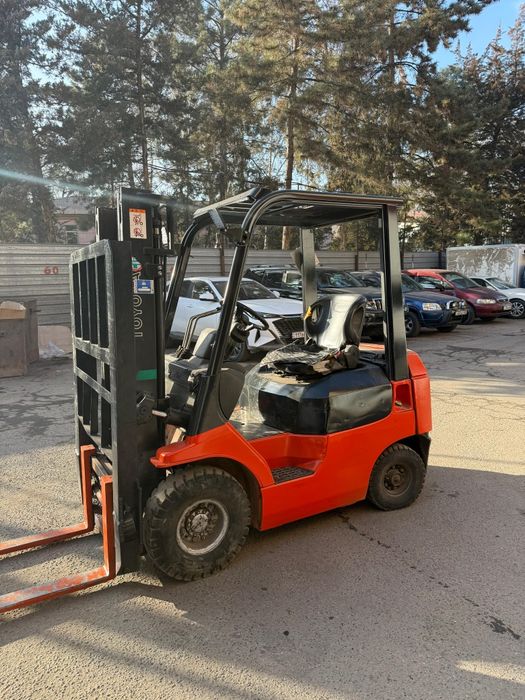 Продам Кара срочно Тайота автомат срочно