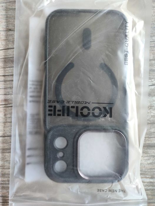 Husa telefon iPhone 17 Pro realizata din silicon si functie MagSafe.