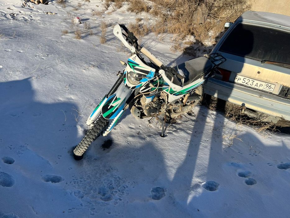 Продаю мотоцикл 250 куб