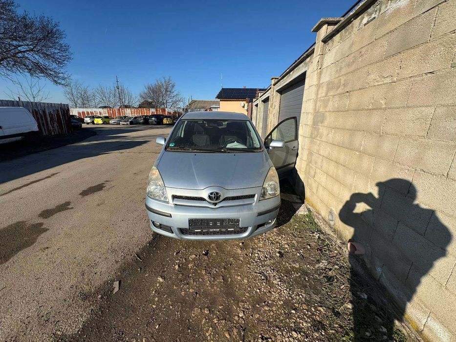 toyota corolla verso 2.2 d-cat navi на части тойота  корола версо