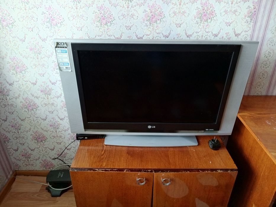 Продам телевизор лджи