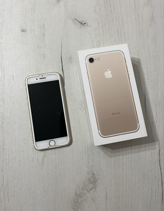 Продам IPhone 7 в идеальном состоянии