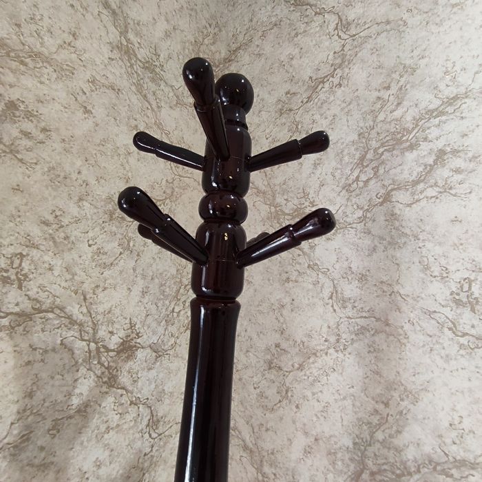 Продается вешалка