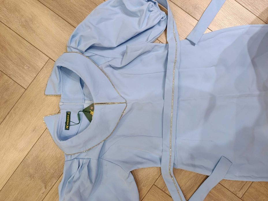 Платье коктейльное