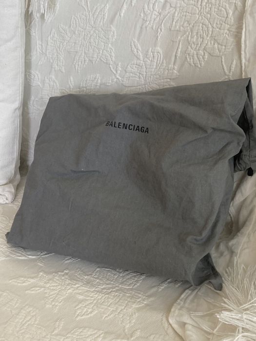 Balenciaga чанта естествена кожа